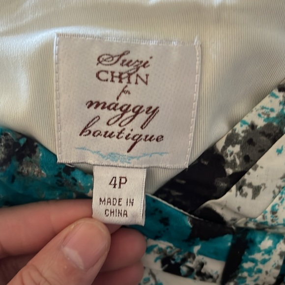 Suzi Chin for Maggy Boutique Blue Floral Pleated Sleeveless Sheath Dress 4P - Picture 15 of 15